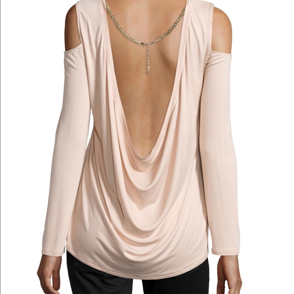 BCBG open back top✨